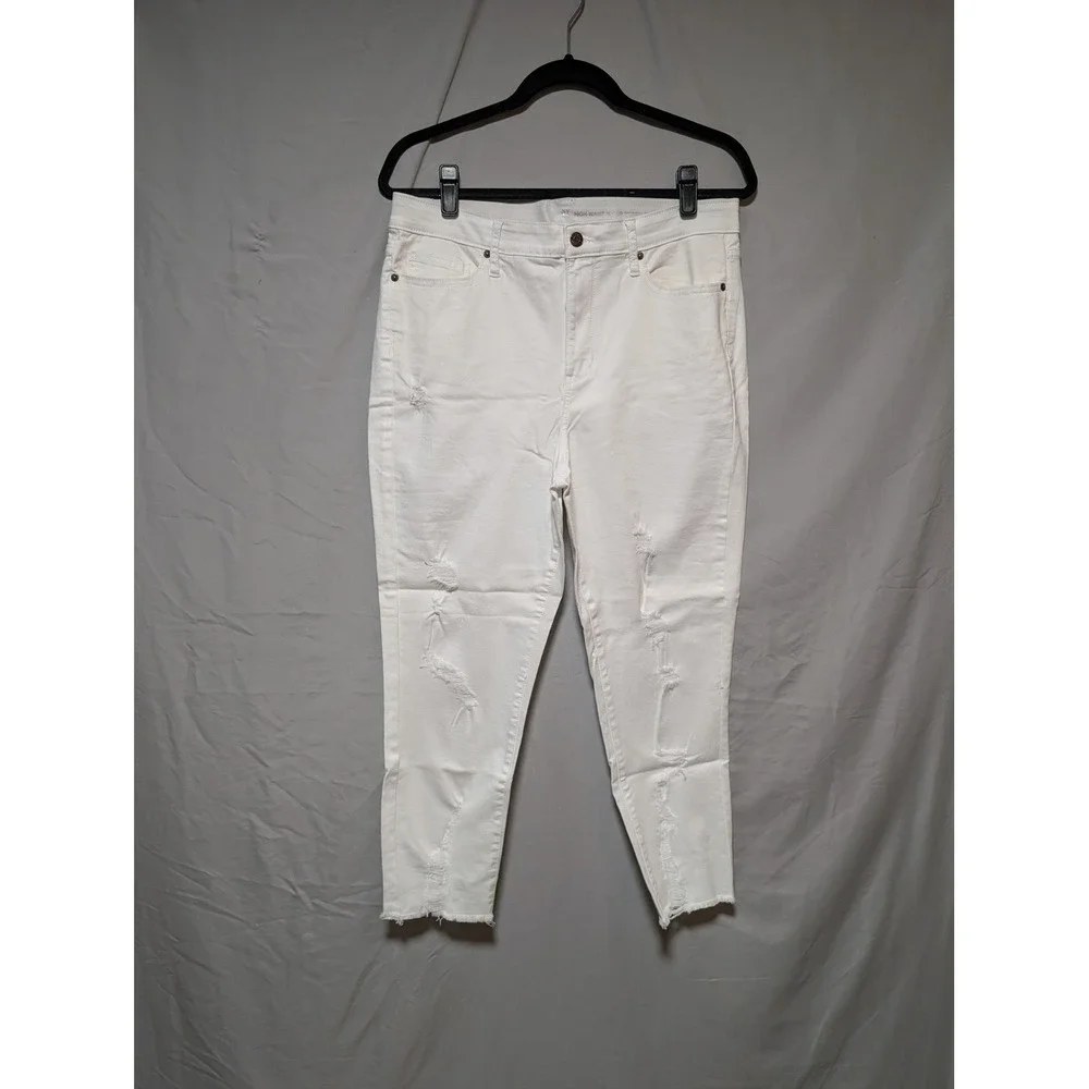 New York & Co White Distressed High Rise‎ Skinny Capri Jeans Raw Hem Women's 14